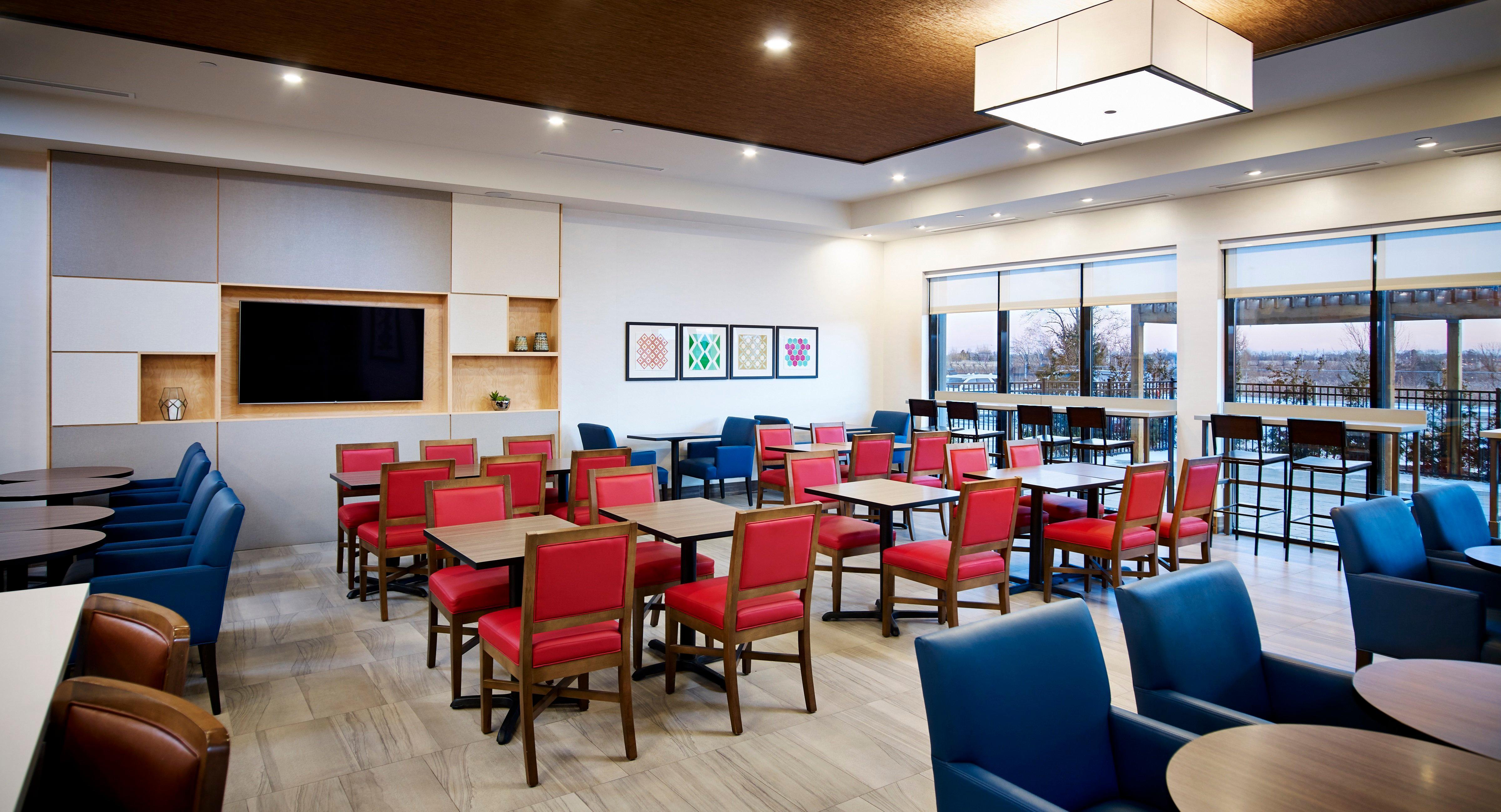 Holiday Inn Express & Suites - Brantford By Ihg Exterior foto